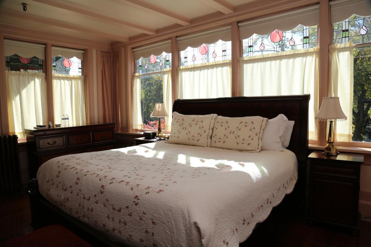 비콘스필드 베드 앤 브렉퍼스트 - 빅토리아 B&B 외부 사진